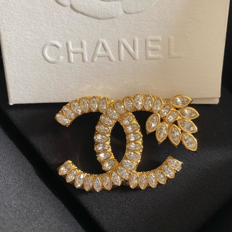 Ch**el brooches